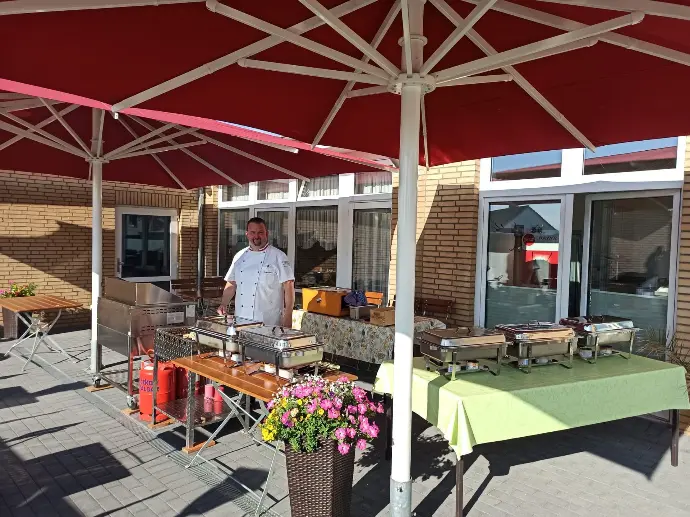 Buffet unter freiem Himmel